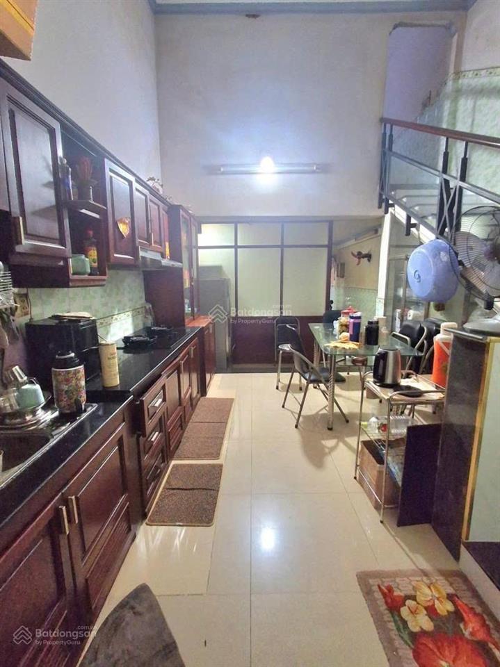 Nhà đẹp hẻm xe hơi 4m sạch sẽ khu dân cư ở hiện hữu đường lê cảnh tuân tân phú 7.2 tỷ