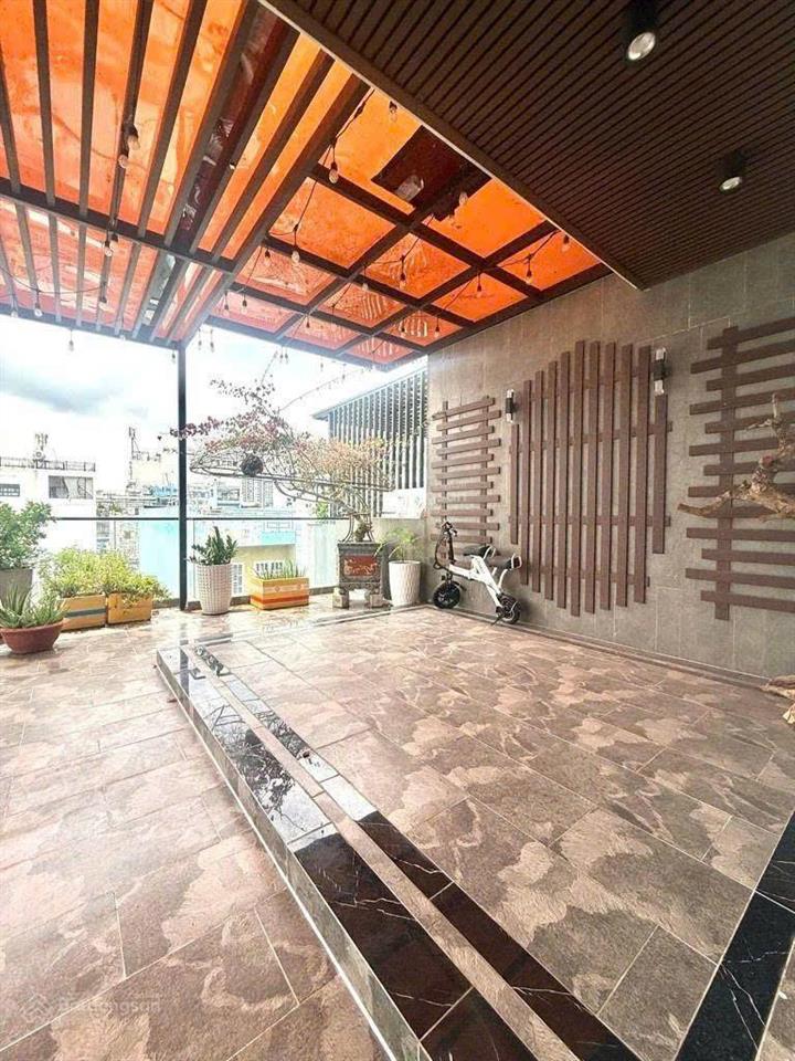 Biệt thự hẻm 10m thoại ngọc hầu, phú thạnh, dt 8x18m, 2 lầu st, giá 26.5 tỷ