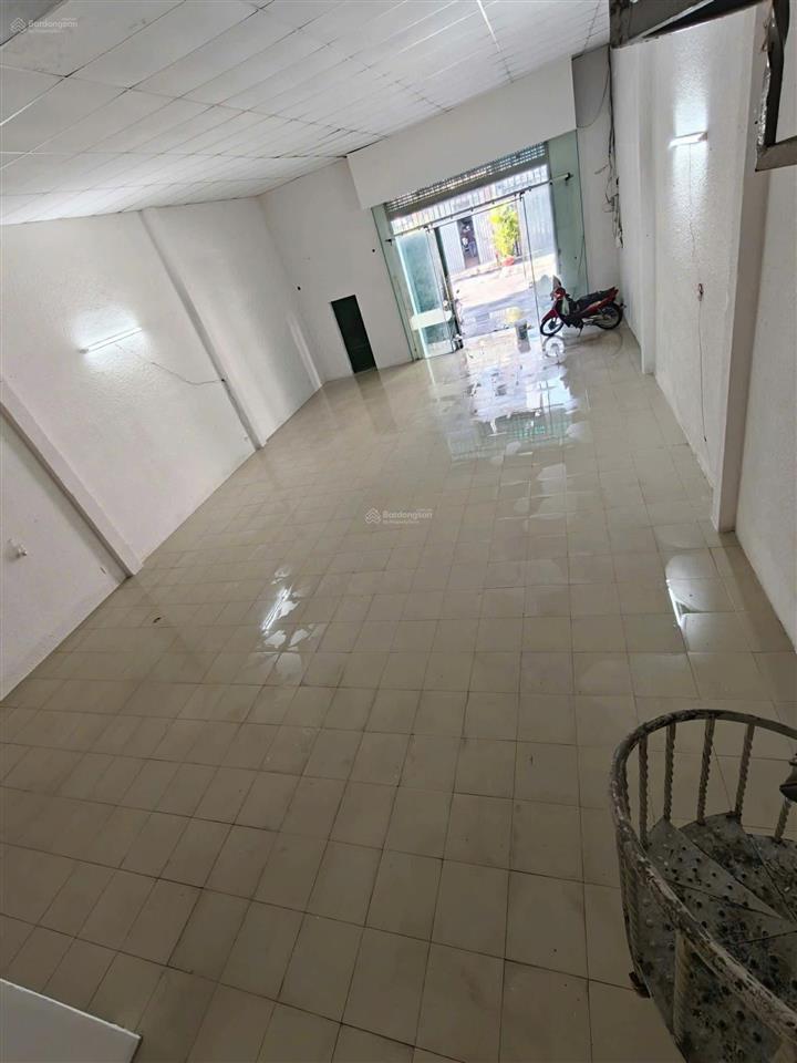 Cho thuê mt đỗ bí, phú thạnh, dt8x19m, cấp 4, giá 21 tr/tháng