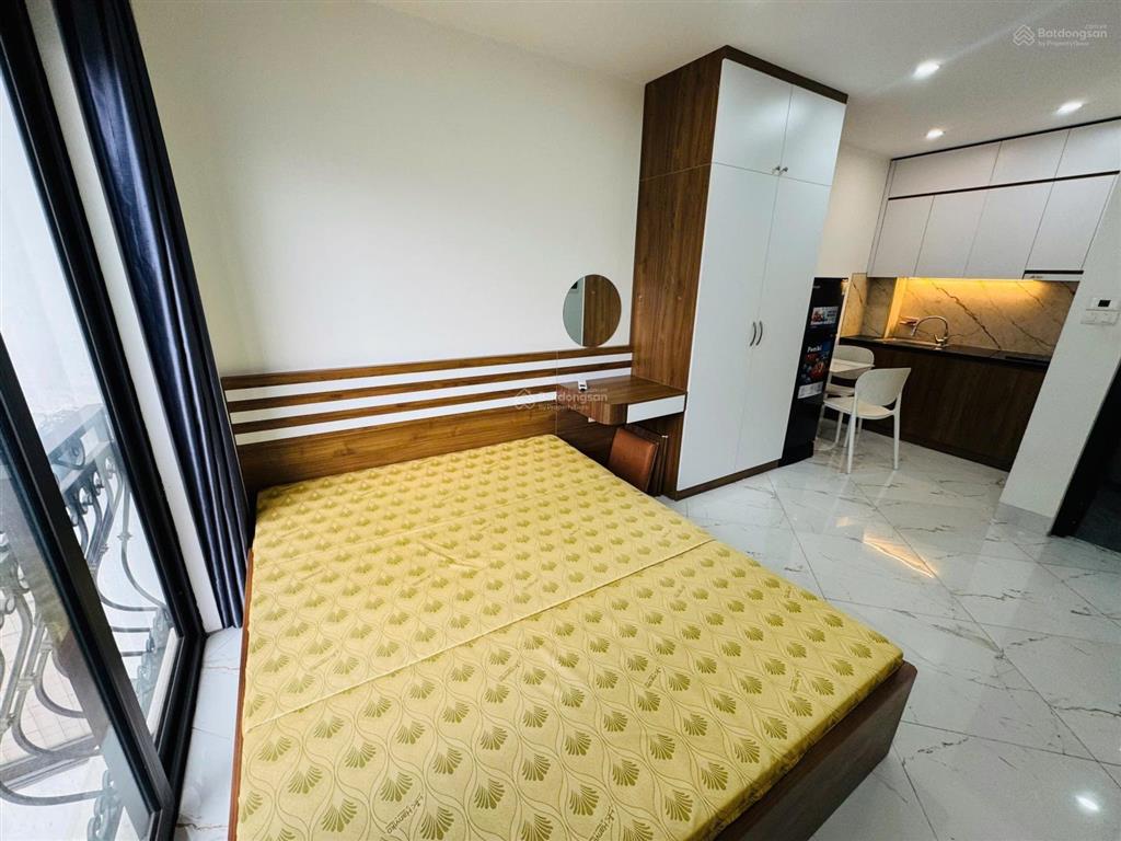 Nguyễn lương bằng  trung tâm đống đa, gần rất nhiều các trường đại học