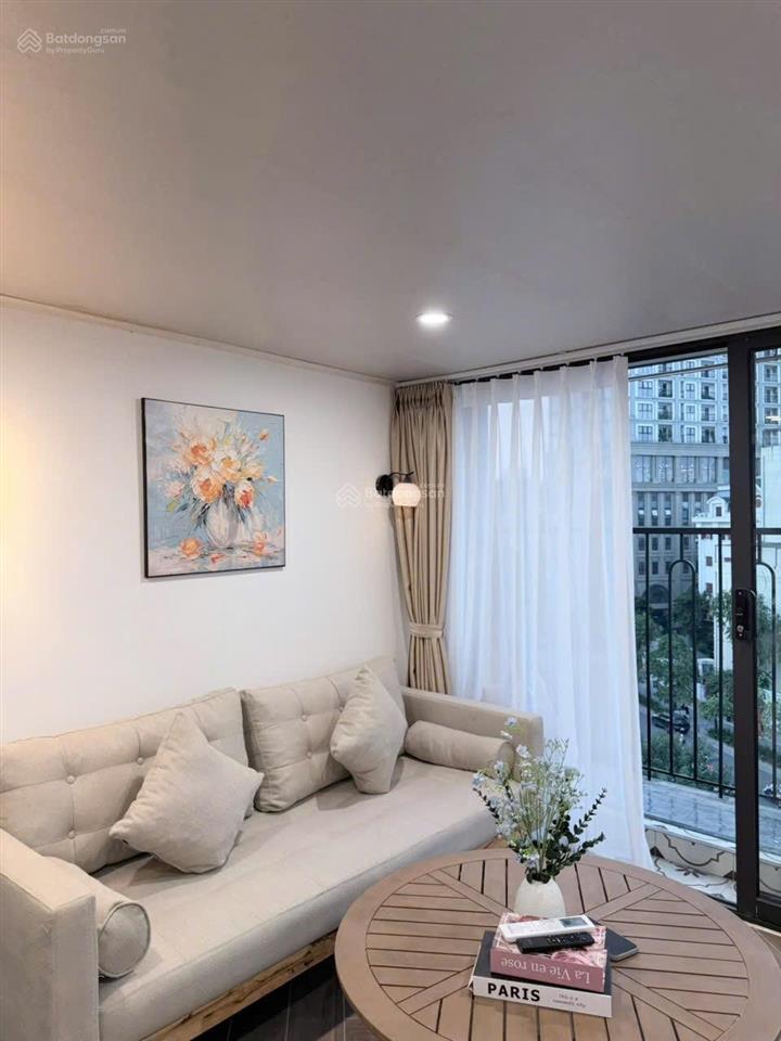 Huỳnh thúc kháng, cách mặt phố 30m, ban công to rộng thoáng sáng, không gian yên tĩnh riêng tư