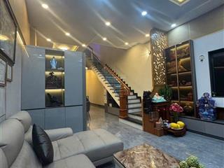 Bán nhà 1 trệt 2 lầu sân trước rộng khu bệnh viện 1.500 giường