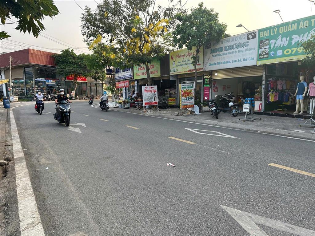 Bán đất mặt tiền vĩnh tân tân uyên  sát vsip 2  đang có thu nhập 58tr/tháng