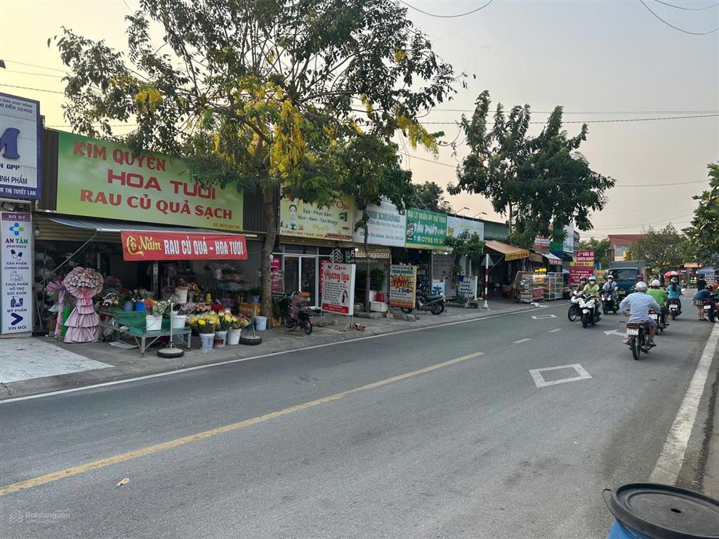 Bán đất mặt tiền vĩnh tân tân uyên  sát vsip 2  đang có thu nhập 58tr/tháng