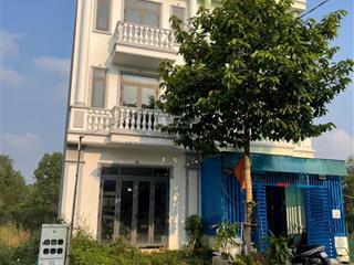 Bán nhà thô vĩnh tân tân uyên  70.5m2  thổ cư 100%  giá chỉ 1.1 tỷ