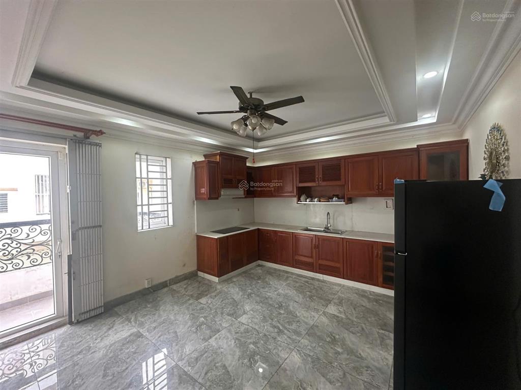 Bán shophouse unitown thủ dầu một  mặt tiền bùi thị xuân  460m2 sàn  12.5 tỷ
