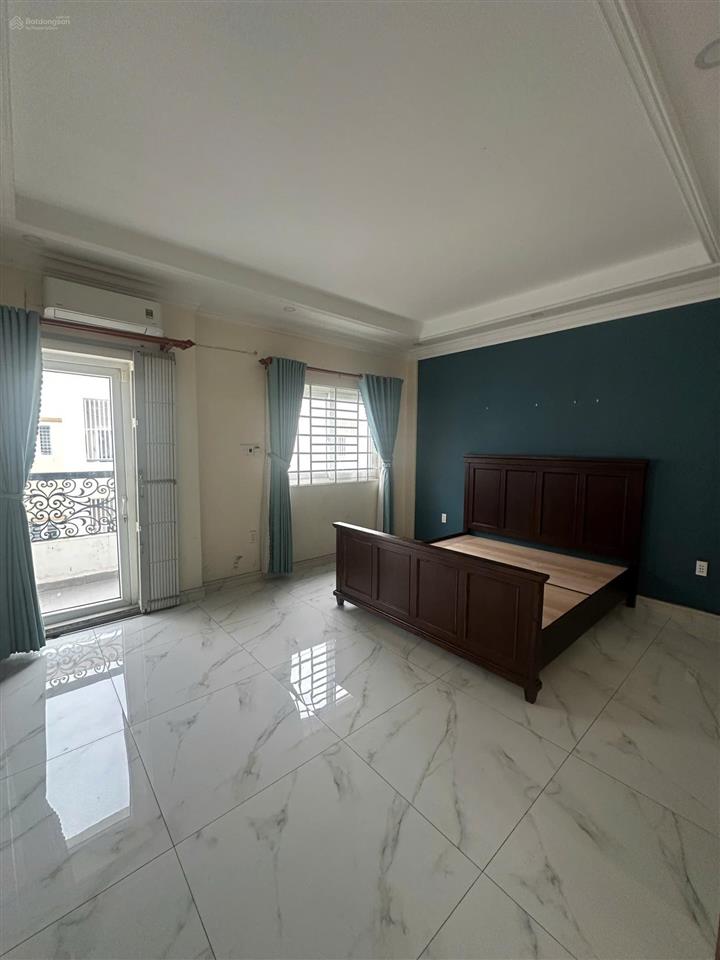 Bán shophouse unitown thủ dầu một  mặt tiền bùi thị xuân  460m2 sàn  12.5 tỷ