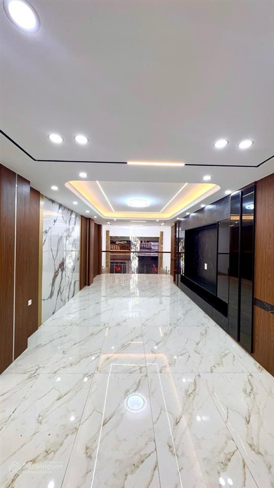 Bán nhà 7t khu phân lô có hè phố kim đồng, hoàng mai, hà nội. giá 23,3tỷ