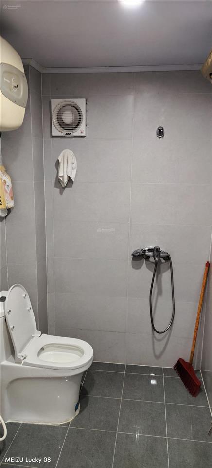 Bán nhà tập thể t1 số 296  298 mặt phố chùa quỳnh, hai bà trưng, hà nội