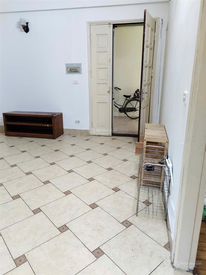 Chính chủ cần bán nhanh căn 409 g4 mặt phố vũ phạm hàm 3n 2vs 2 ban công 107m2 sổ đỏ
