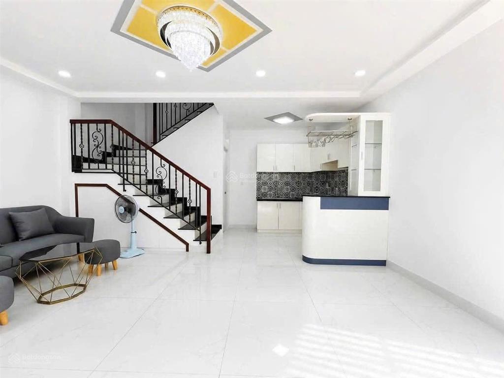 Nhà ngang 6m. ngay nguyễn thượng hiền, p5, bình thạnh