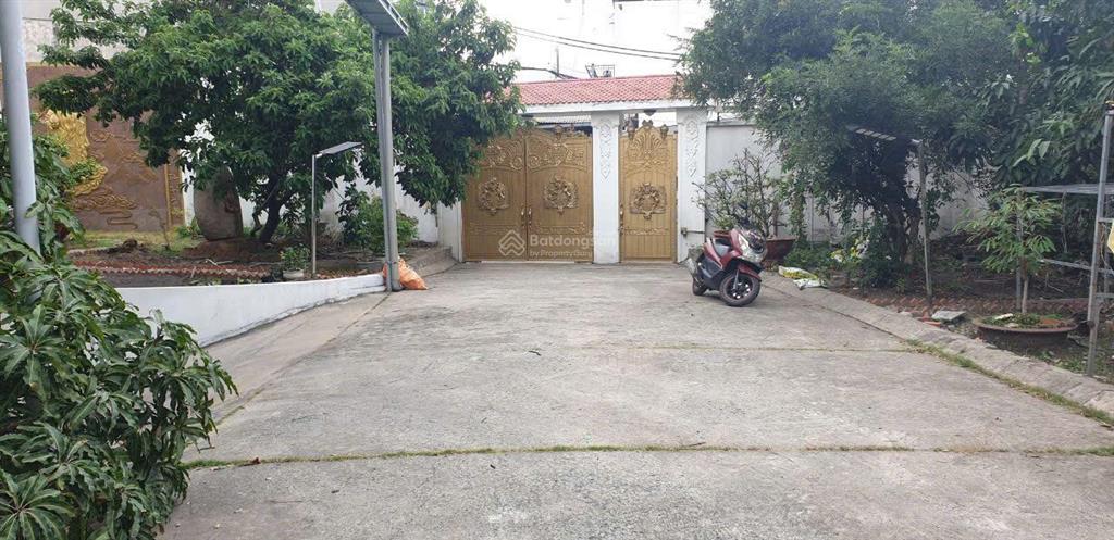Siêu biệt thự đông bắc q12  1233,9m2  5 tầng  có hồ bơi, thang máy