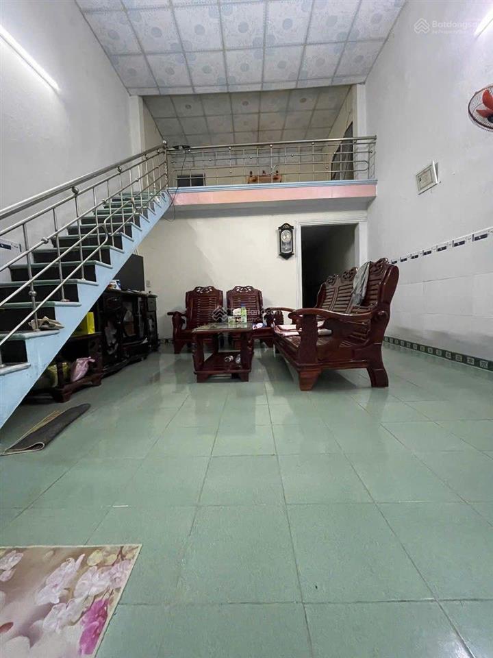 Nhà gác lửng kiên cố vị trí thuận tiện, ở là thích!