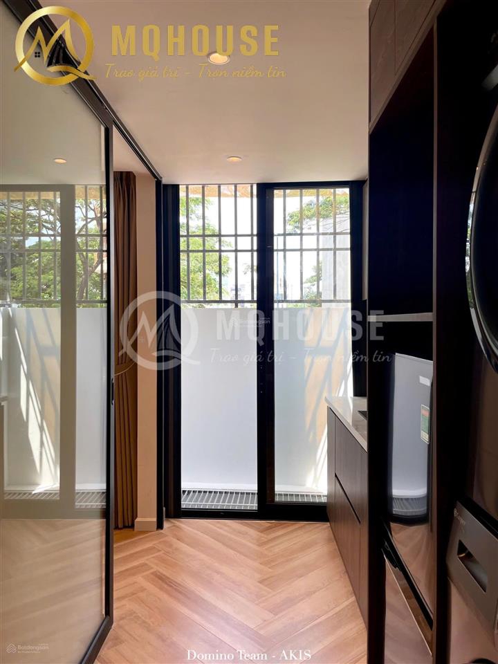 Sắp trống căn hộ studio/1pn tone gỗ ấm cúng ban công thoáng mát tại quận 2