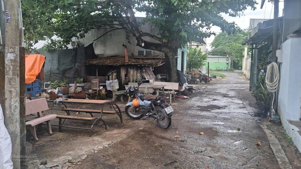 Bán lô đất 1,9 tỷ diện tích 190m2 có 150m2 thổ cư, shr