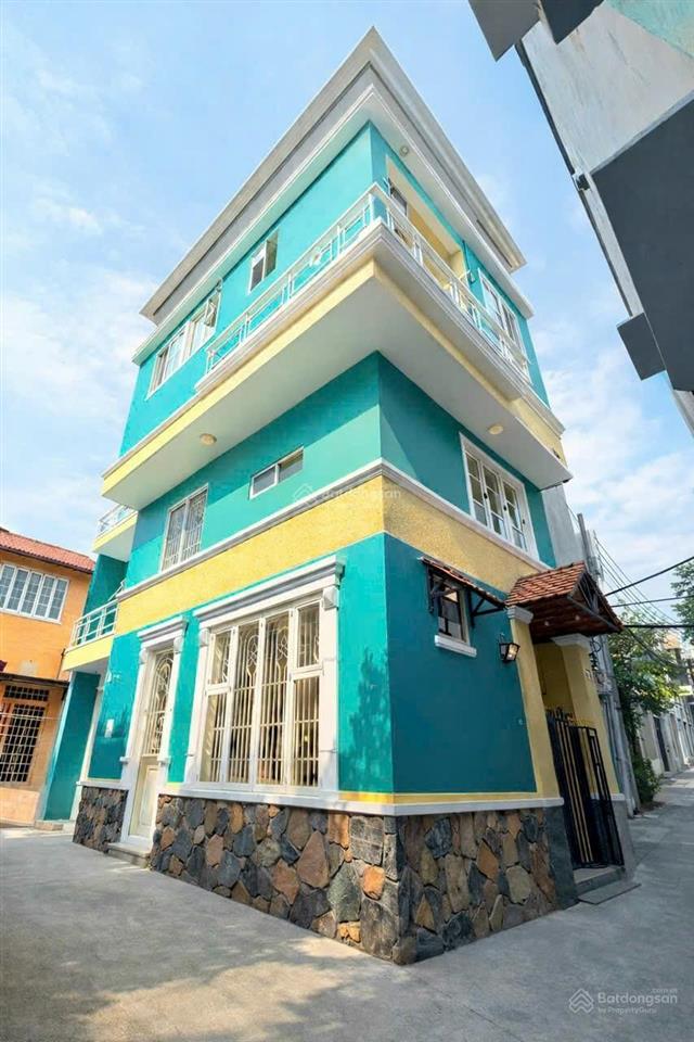 5 căn ra mặt tiền hoàng dư khương, quận 10  diện tích 30,1m². 4.2m, dài 7m. 4 tầng kiên cố