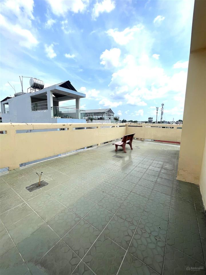 Bán nhà hẻm xe tải lạc long quân p5 quận 11  6x7m 5 tầng 8,35 tỷ thương lượng