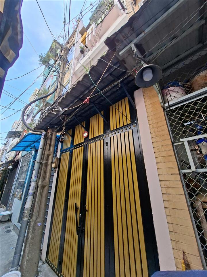 Bán nhà hẻm đẹp ngay 563/8 nguyễn đình chiểu quận 33x10m 3 tầng 7,5 tỷ hẻm ba gác đẹp