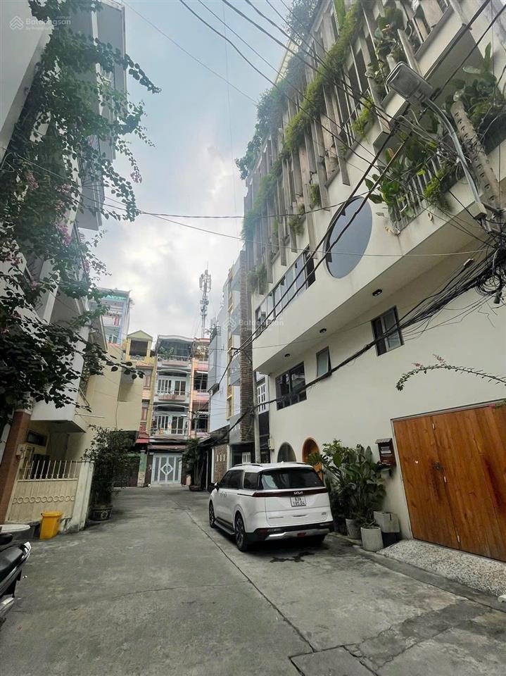Bán nhà hxh 135/17 nguyễn chí thanh q11  giá 9,5 tỷ  4x13m 4 tầng giáp ranh quận 10
