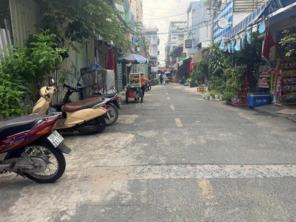 Bán nhà mặt tiền ngay 30 tân châu tân bình 3.5x14m 4 tầng 7 tỷ