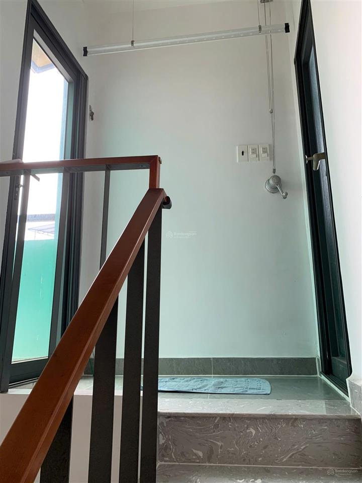Bán gấp nhà 50/1 nguyễn hiền, quận 3. diện tích 3.1x8m, 4 tầng chỉ 5.7 tỷ