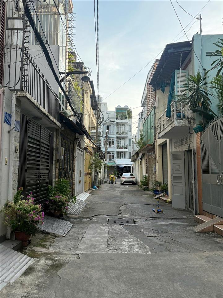 Bán nhà hẻm ô tô 256 nguyễn tiểu la, quận 10  giá 13,2 tỷ 3,5x13m 4 tầng hẻm sang hiếm nhà bán