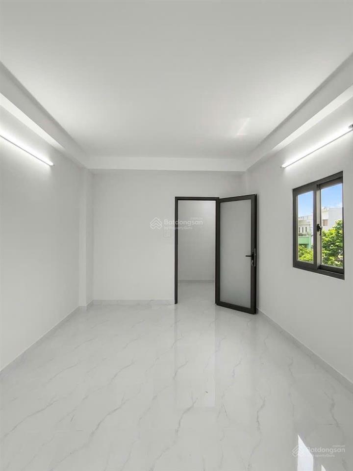 Hiếm có. hxh nguyễn tiểu la quận 10 ngang 4x10m 4 tầng mới, nhỉnh 10 tỷ