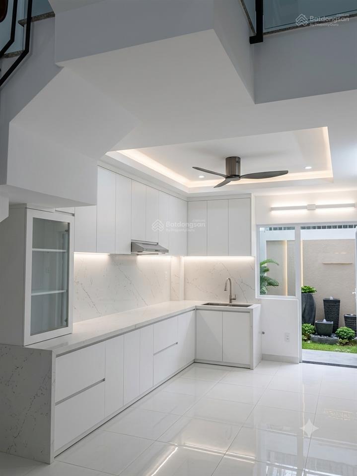 Bán nhà ngay 409/5 hòa hảo quận 10  4x10m 4 tầng 8.2 tỷ