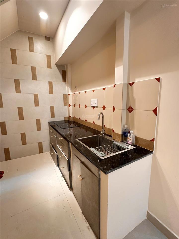 Bán nhà hxh nguyễn đình chiểu quận 3  diện tích 3.3x10m  3 tầng mới  8.3 tỷ