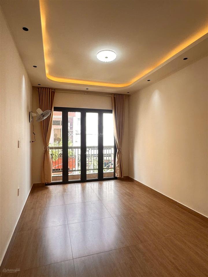 Bán nhà hxh nguyễn đình chiểu quận 3  diện tích 3.3x10m  3 tầng mới  8.3 tỷ
