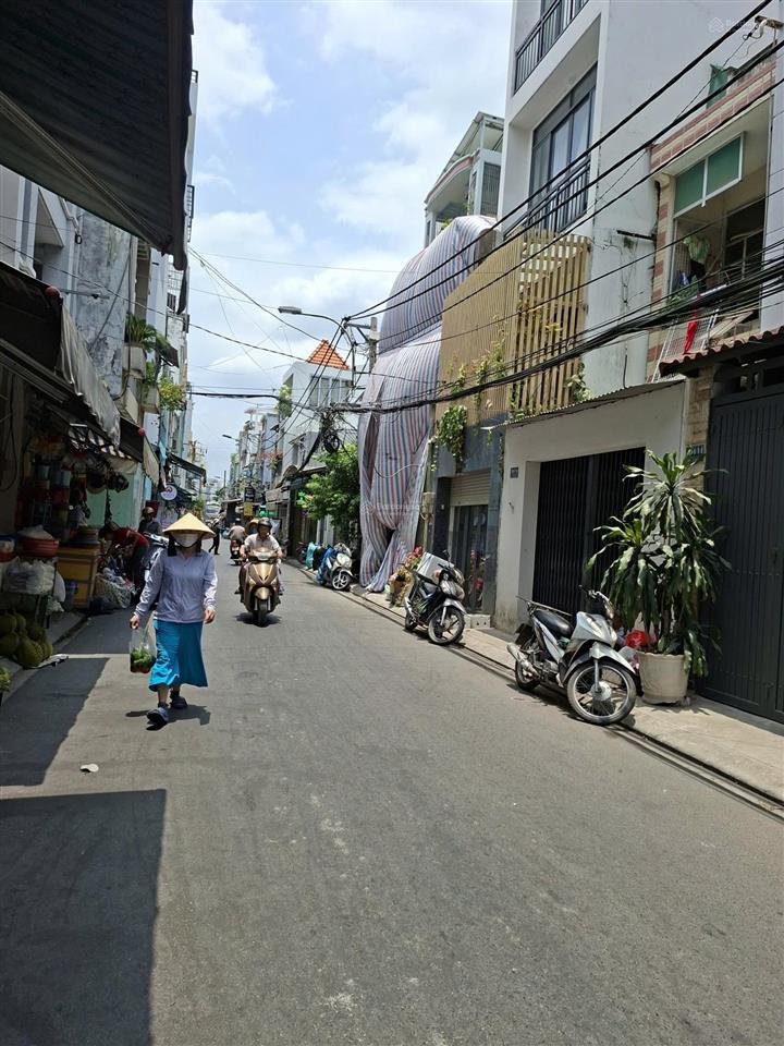 Bán góc 2mt kinh doanh thành thái quận 10  6x10m  3 tầng giá chỉ 9,8 tỷ