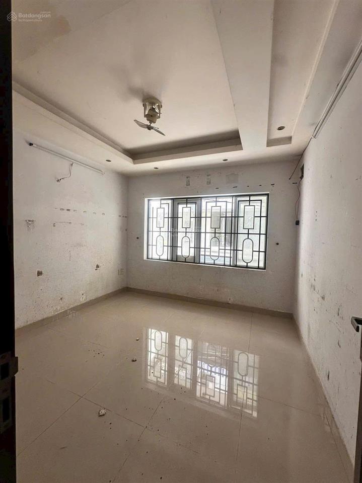 Bán nhà đường nguyễn trãi quận 1  diện tích 4x10m cn 40m2  3 tầng chỉ 6.2 tỷ