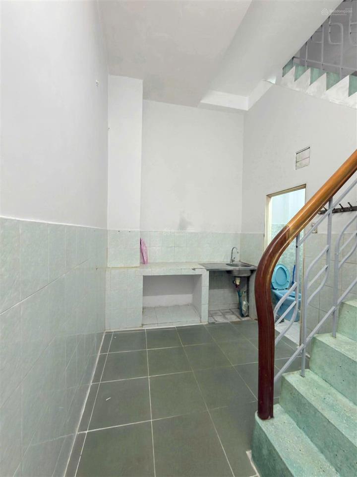 Bán nhà nguyễn tri phương quận 103.3x7.5m 4 tầng giá chỉ 5.2 tỷ