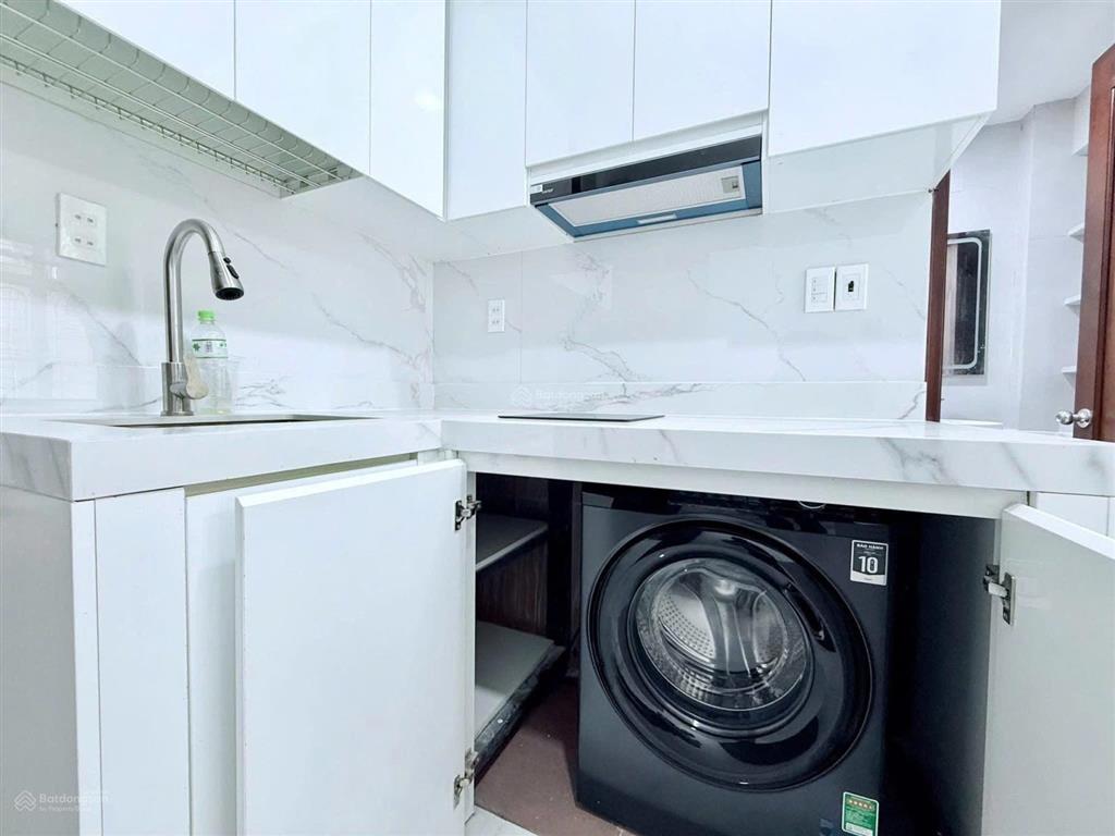 Cho thuê nhà trọ view đẹp 35 m2, 5,5 triệu tại tô hiến thành, p 12, q10, tp.hcm