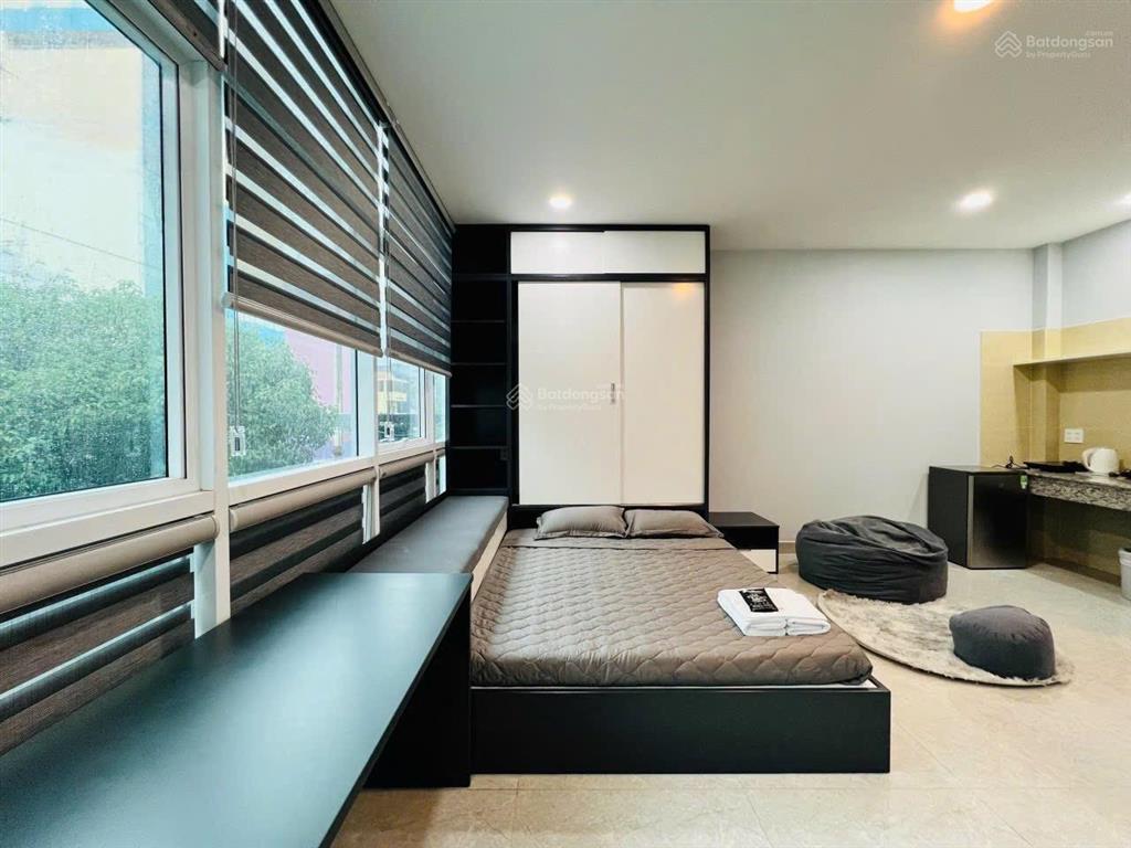 Studio 35m2 thoáng mát chỉ tính điện 3k5 free nước + phí dịch vụngay công viên lê văn tám quận 1