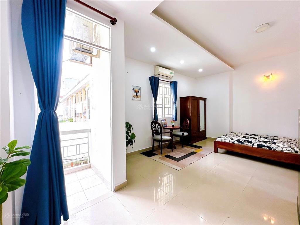 Trống căn studio bancol rộng 35m2 ngay thành thái đi bộ qua đh bách khoa bệnh viện 115 quận 10
