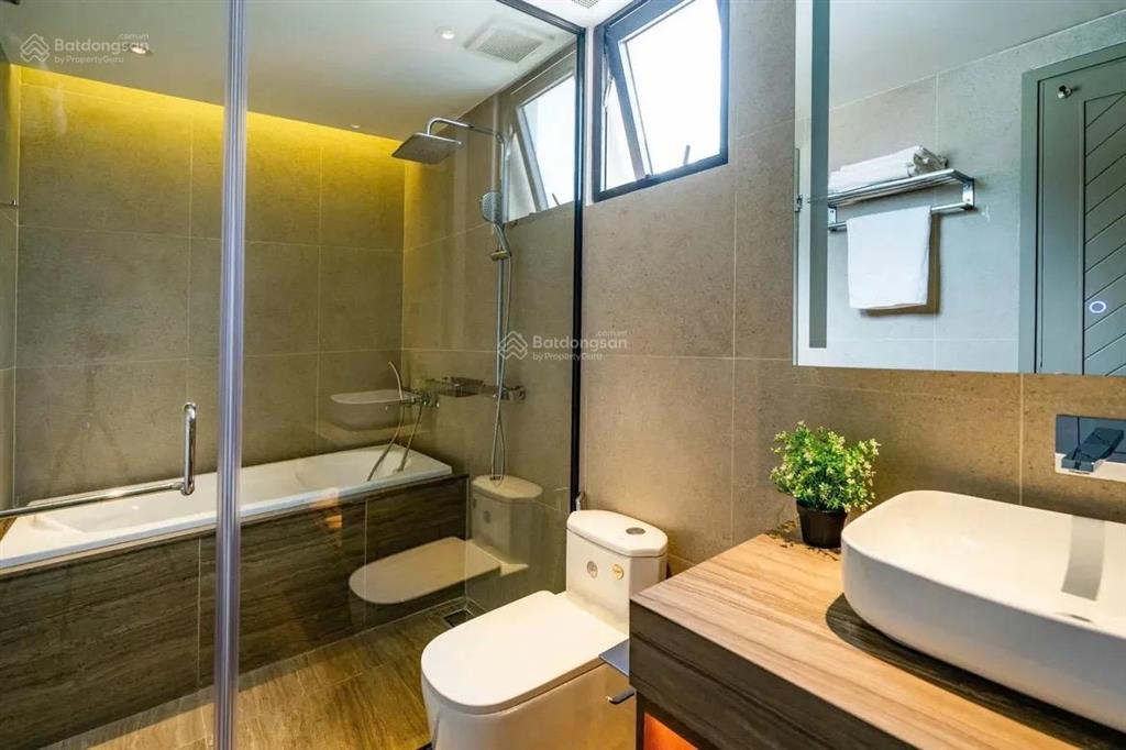 Căn hộ 35m2 ban công xinh xinh, tách bếp sau lưng chung cư hà đô  quận 10