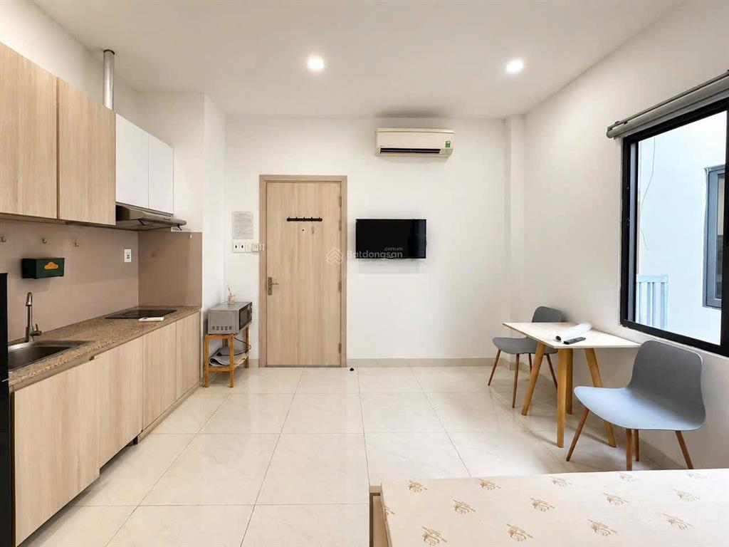 Studio cửa sổ thoáng 28m2 ngay điện biên phủ  quận 10