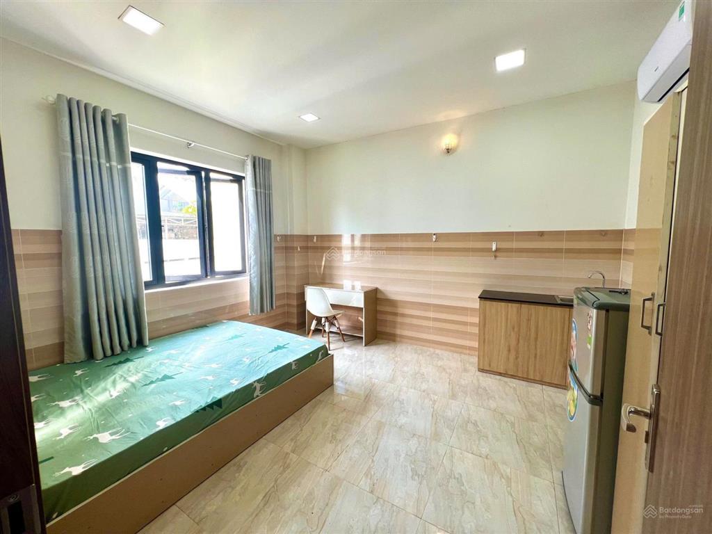Studio cửa sổ thoáng 30m2 hẻm oto đi bộ qua đại học y dược  quận 5