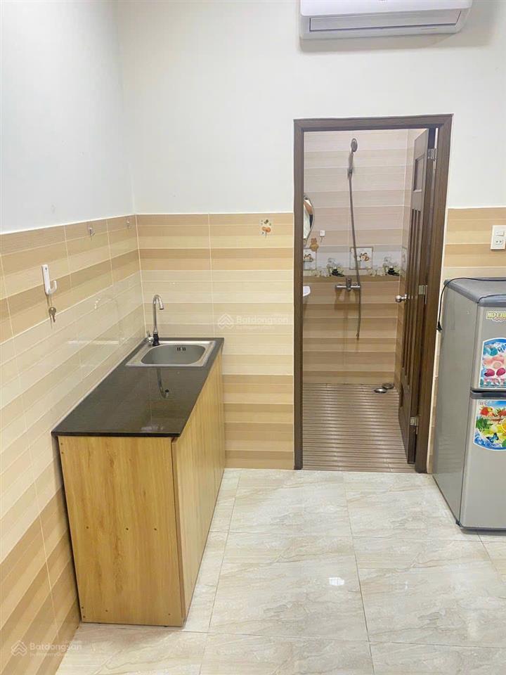 Studio cửa sổ thoáng 30m2 hẻm oto đi bộ qua đại học y dược  quận 5
