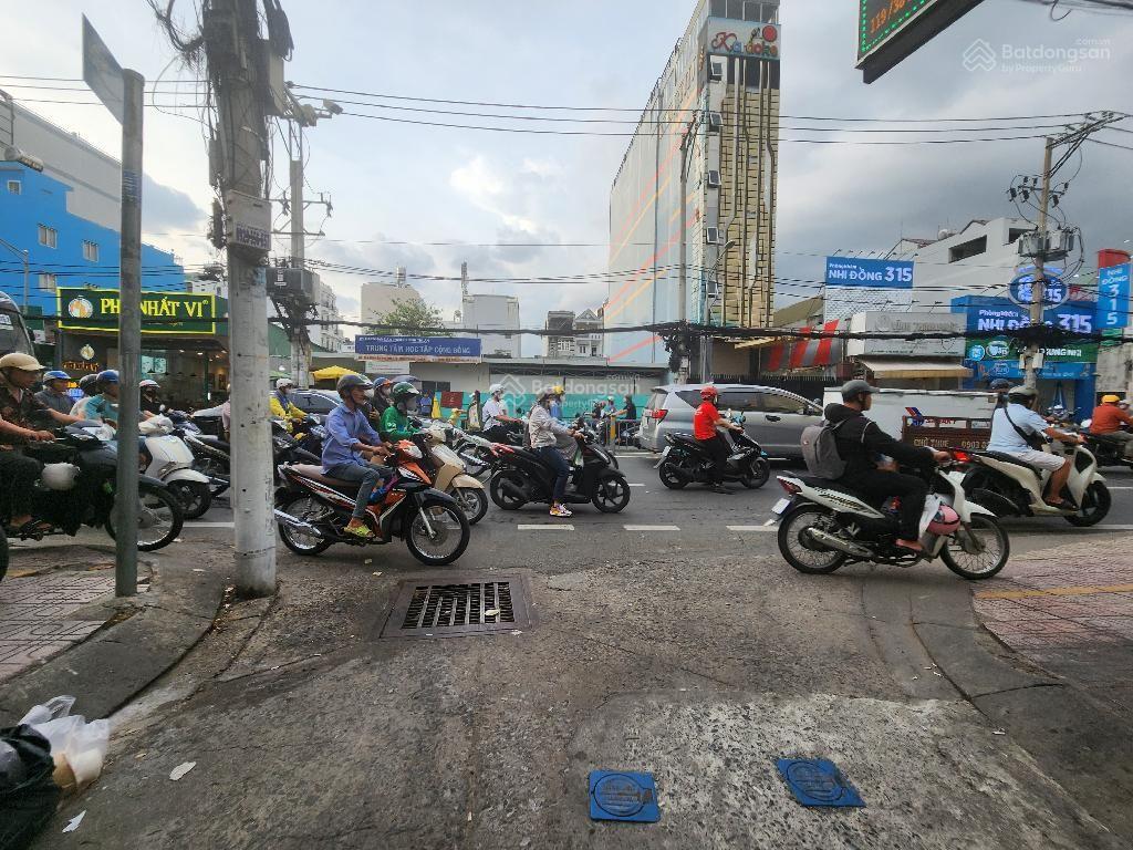Bán nhà nguyễn thị thập q7. hẻm ô tô vị trí nhà cách nguyễn thị thập khoảng 40m. chỉ nhỉnh 100tr/m2