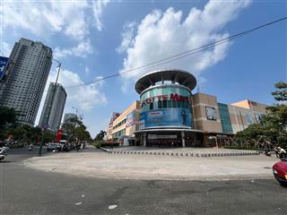Bán nhà 5 tầng full công năng .chỉ 5 tỉ xíu .hiếm có khó tìm. ngay trung tâm q7. cạnh lotte