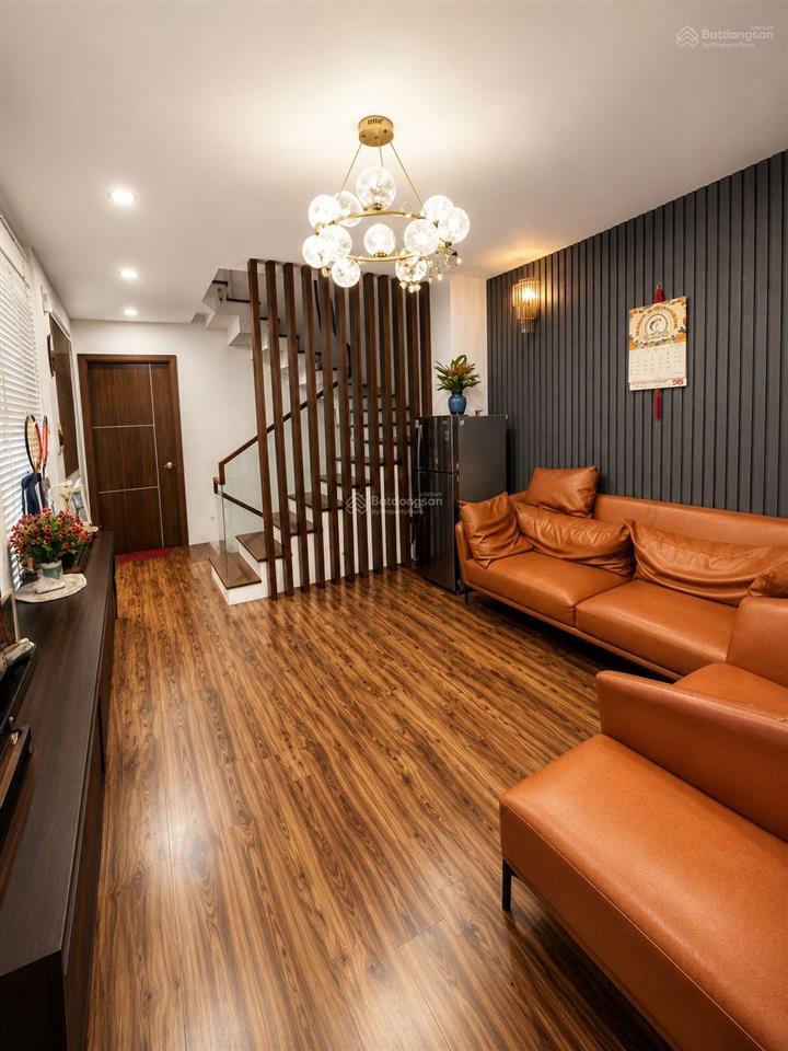 Bán nhà quận 7 hẻm xe hơi, ngang 5m, 4 tầng đẹp, full nội thất, giá 8 tỷ nhỉnh