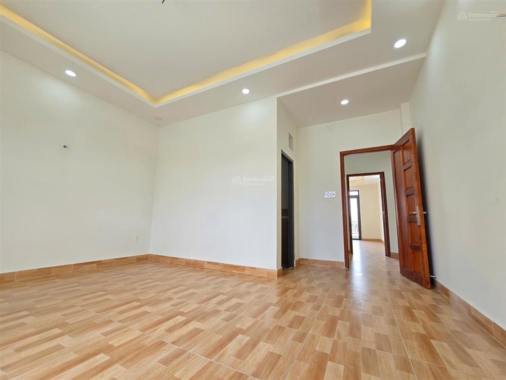 An cư, kd, làm cty, giữ tài sản đều hợp, nhà đường hương lộ 2, hẻm 8m thông, 115m2 (5x23m), 4 lầu