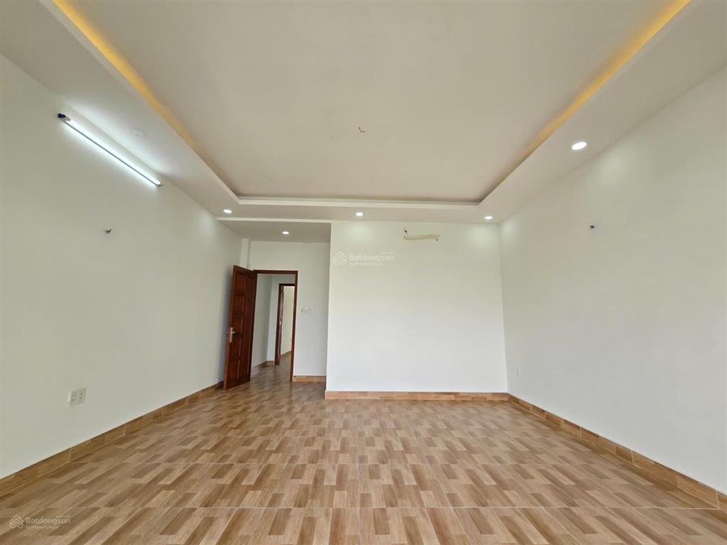 An cư, kd, làm cty, giữ tài sản đều hợp, nhà đường hương lộ 2, hẻm 8m thông, 115m2 (5x23m), 4 lầu