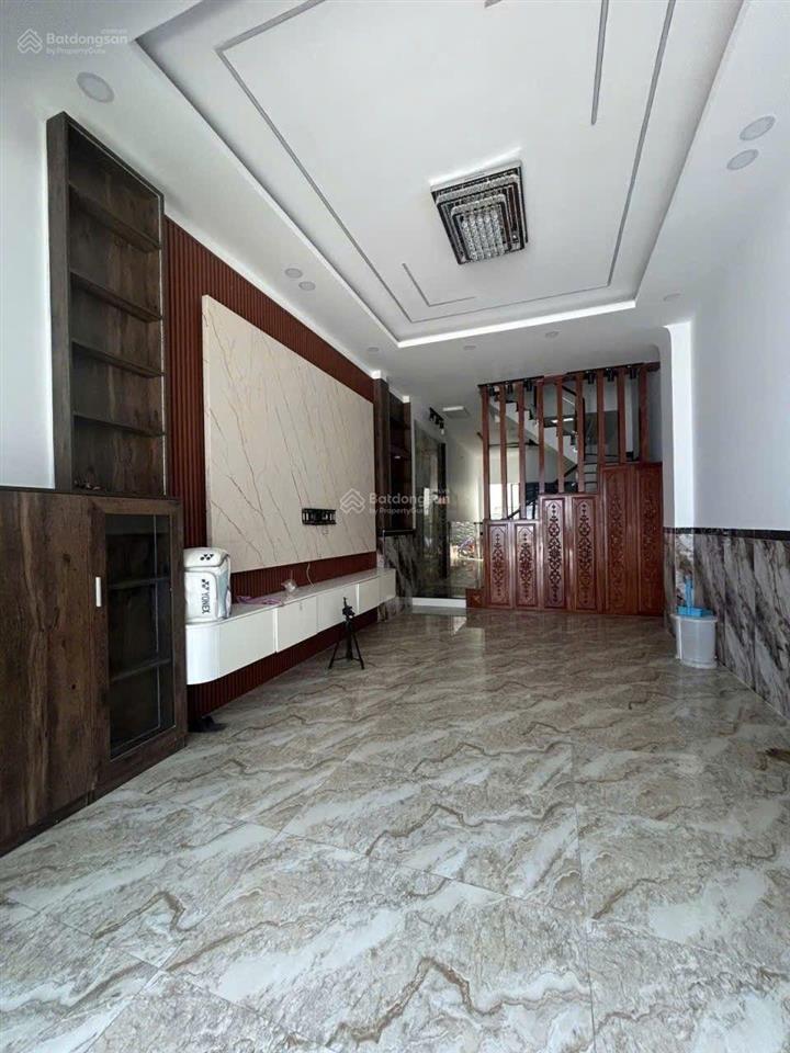 8,4 tỷ (tl)  nhà mặt tiền khu tên lửa  đường số 53a  vừa ở  vừa làm cty