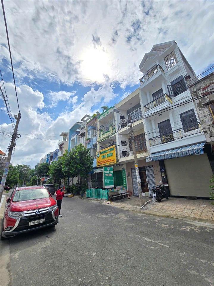 8,4 tỷ (tl)  nhà mặt tiền khu tên lửa  đường số 53a  vừa ở  vừa làm cty