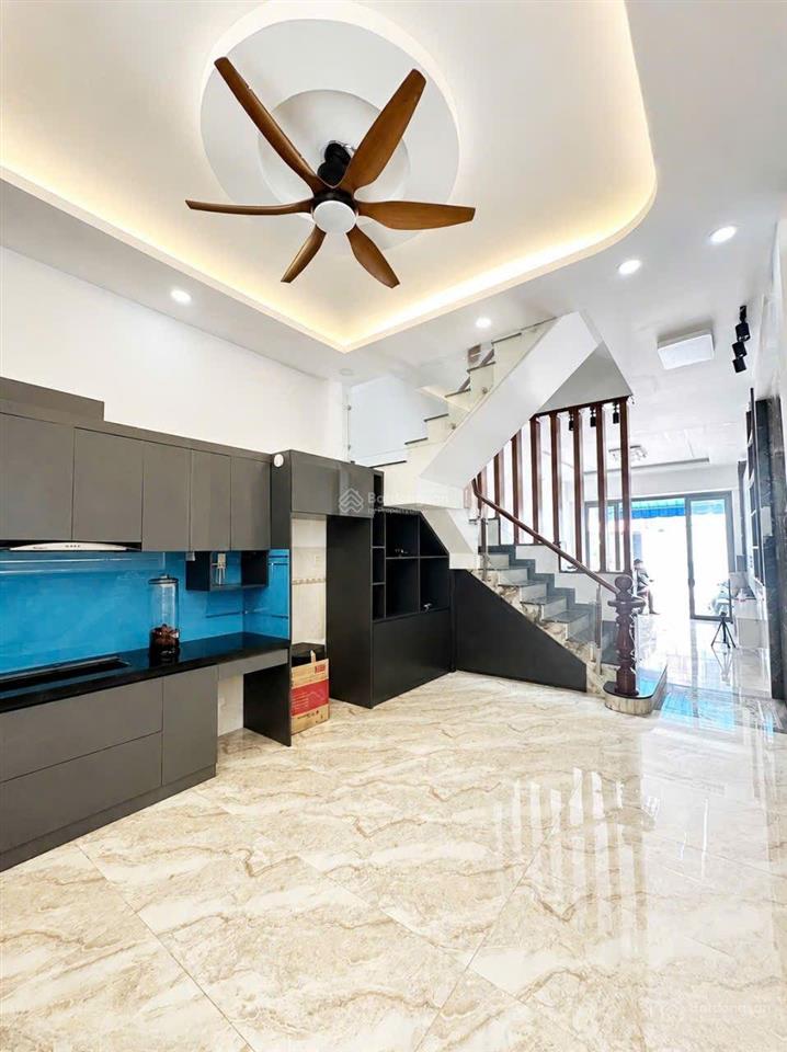 8,4 tỷ (tl)  nhà mặt tiền khu tên lửa  đường số 53a  vừa ở  vừa làm cty