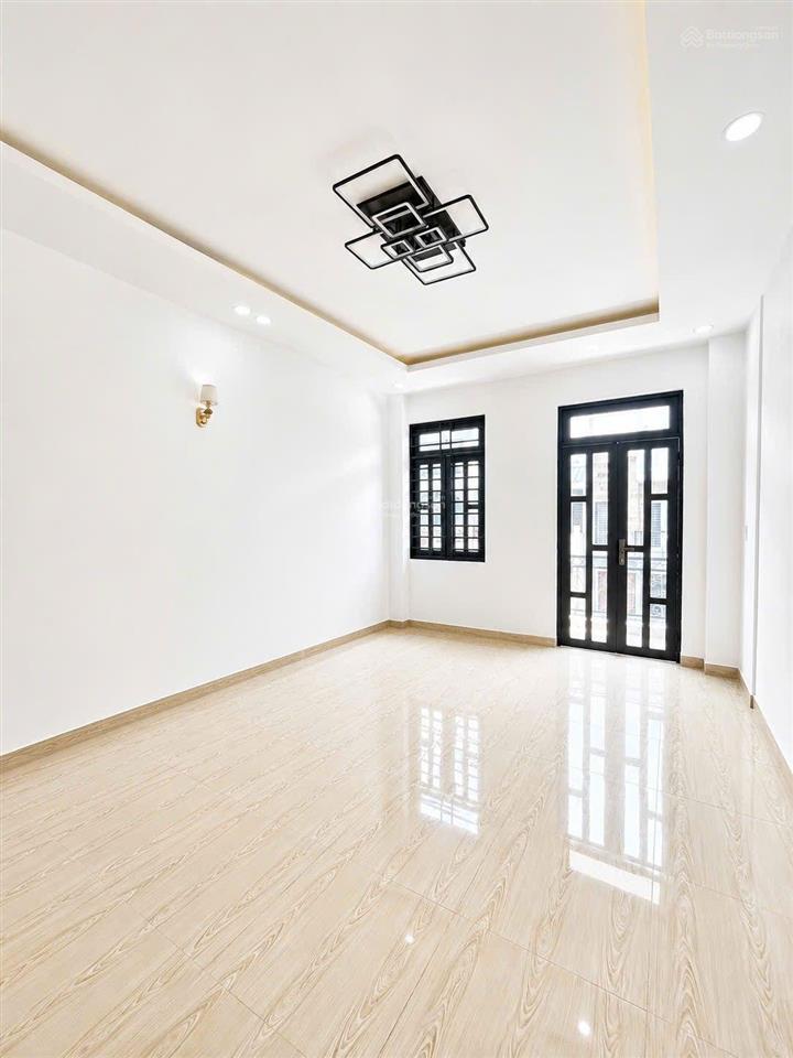8,4 tỷ (tl)  nhà mặt tiền khu tên lửa  đường số 53a  vừa ở  vừa làm cty