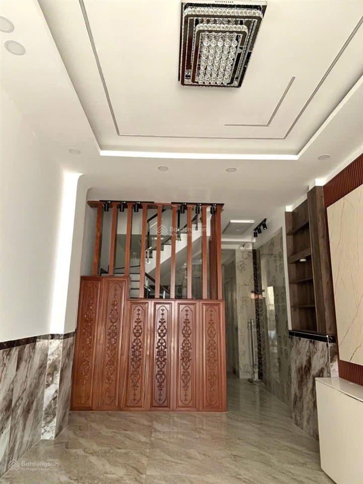 8,4 tỷ (tl)  nhà mặt tiền khu tên lửa  đường số 53a  vừa ở  vừa làm cty